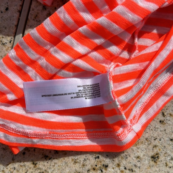 Old Navy Size Medium Orange and White Stripped Tank Top - Picture 5 of 5